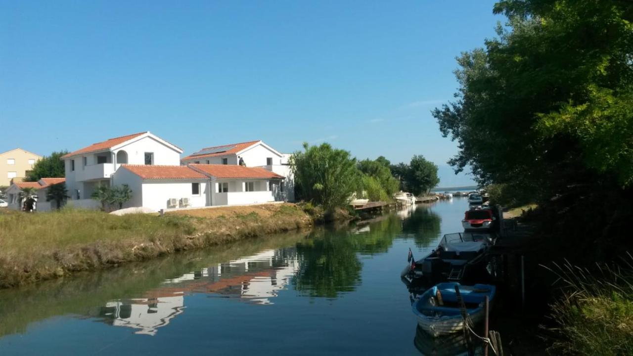 Apartments Noa Nin Zdrijac Exterior foto