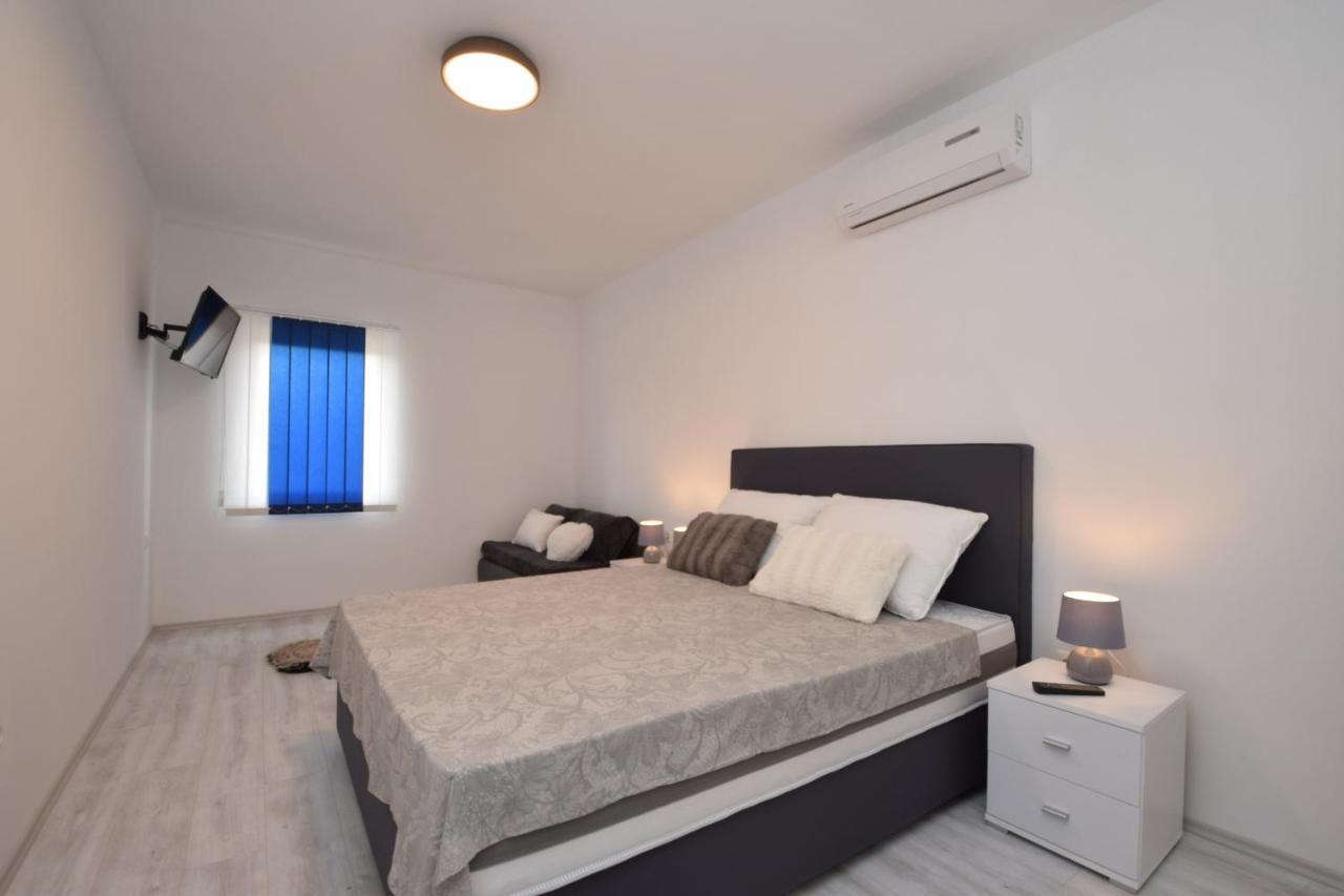 Apartments Noa Nin Zdrijac Exterior foto